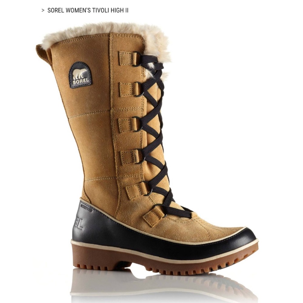 BRAND NEW BEVER WORN Sorel Snow Boots.